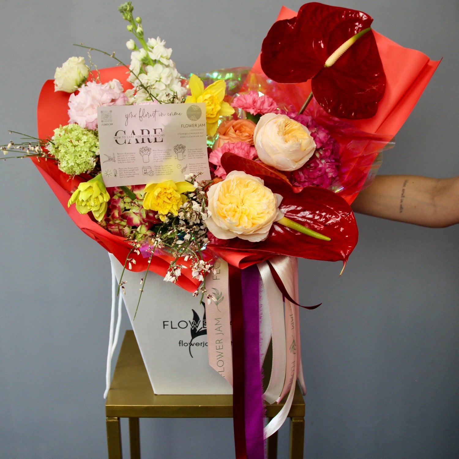 premium flower delivery genova