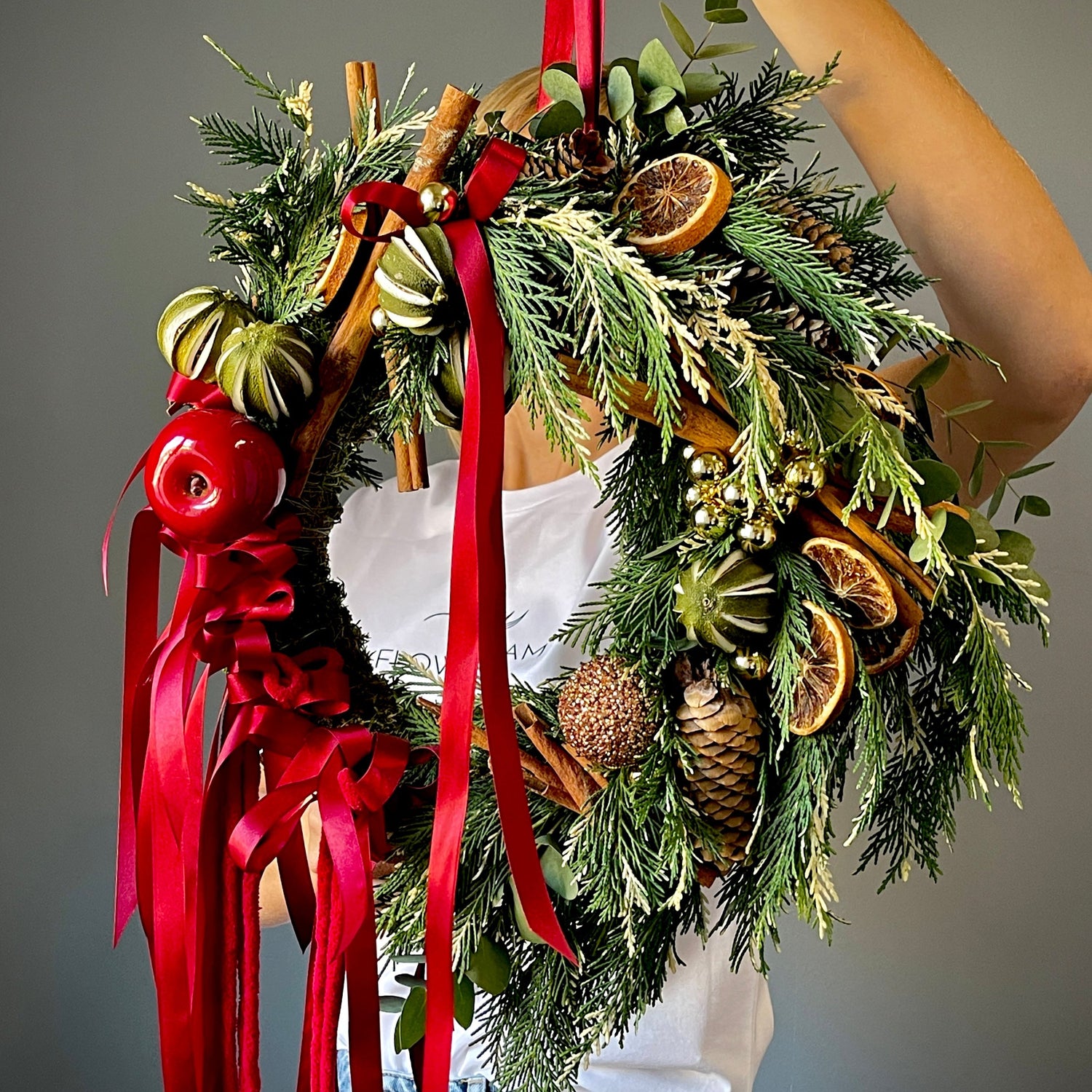 Christmas wreath genova delivery