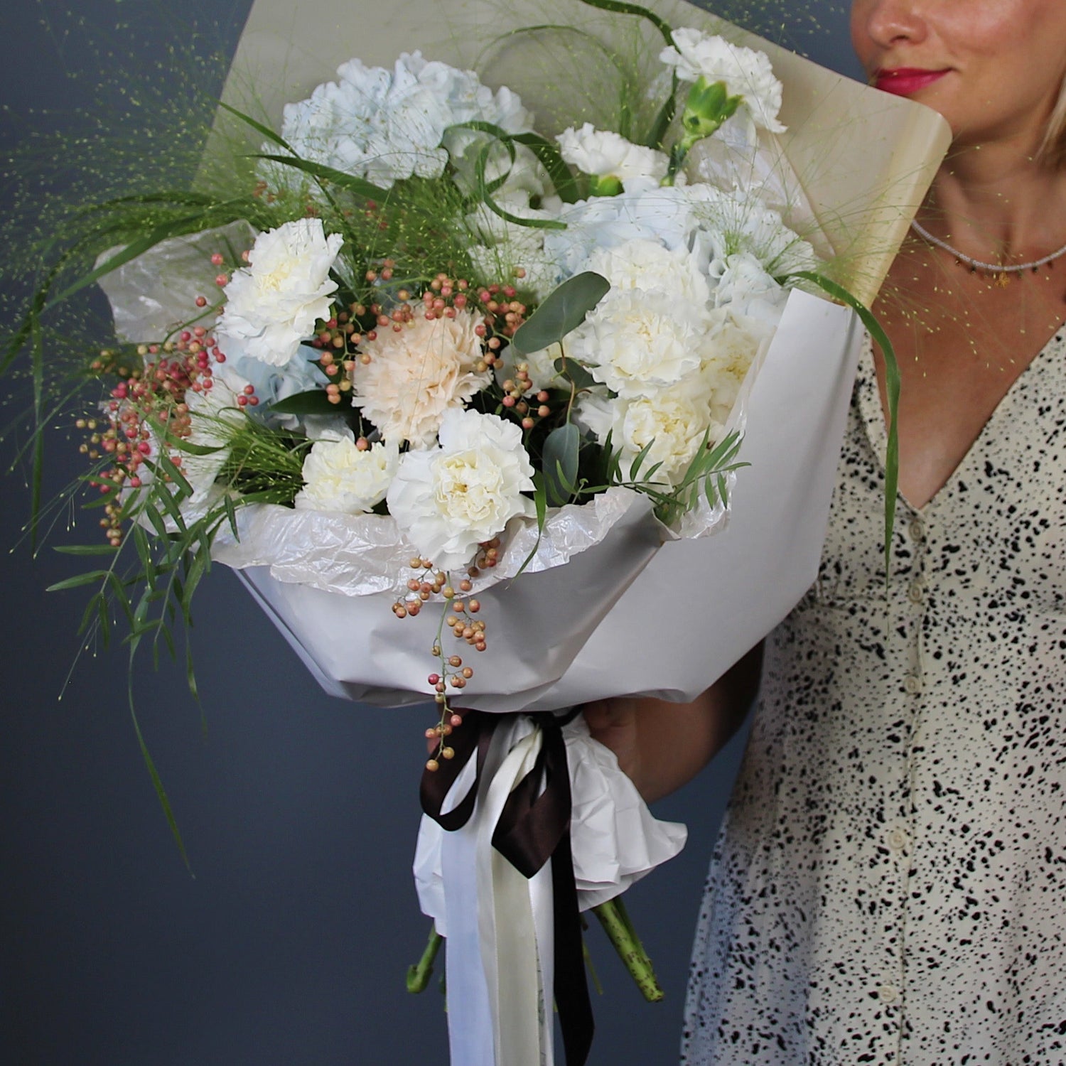 flowers delivery in  genoa