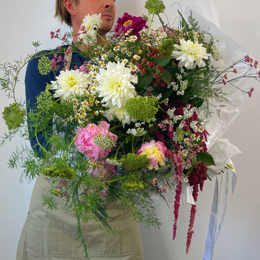 send flowers genoa