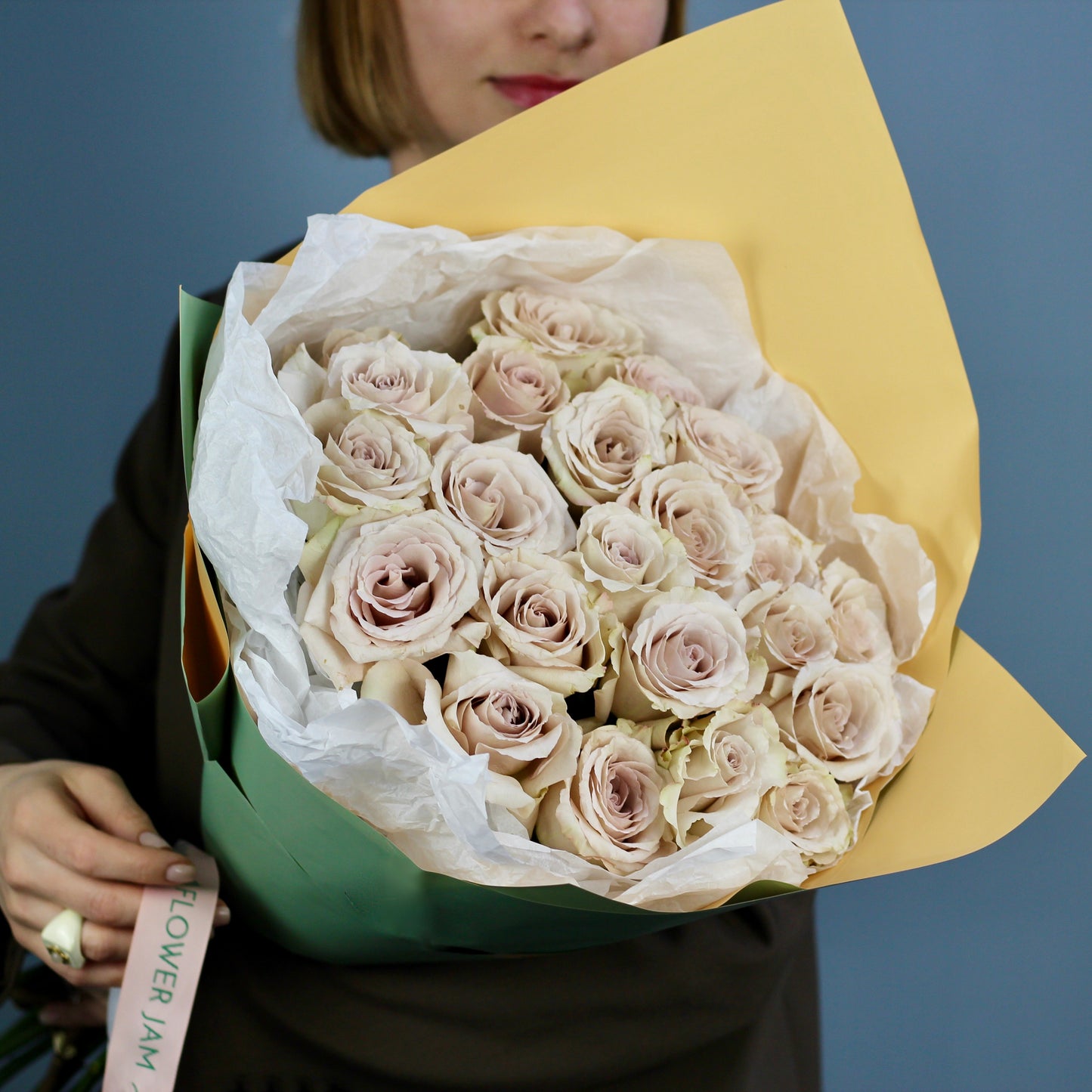 interior flower arrangement in Genoa Portofino