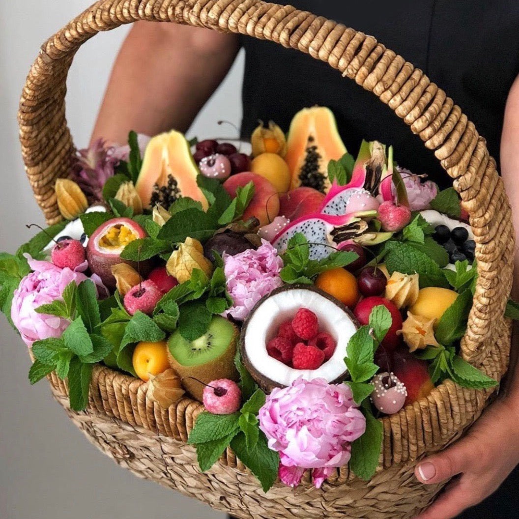 fruit basket gifts shop Genoa