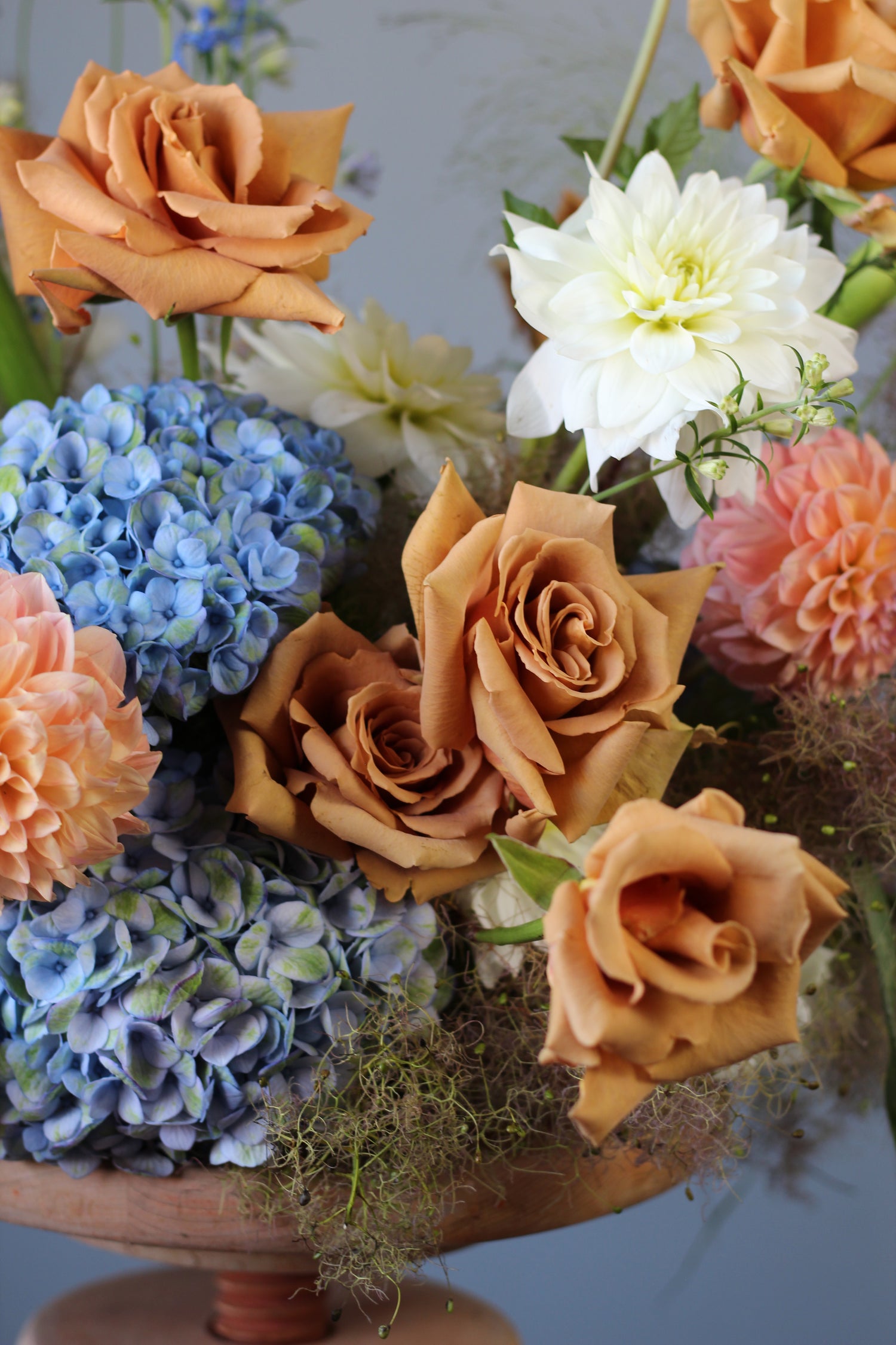 yacht flowers Genoa interior flowers