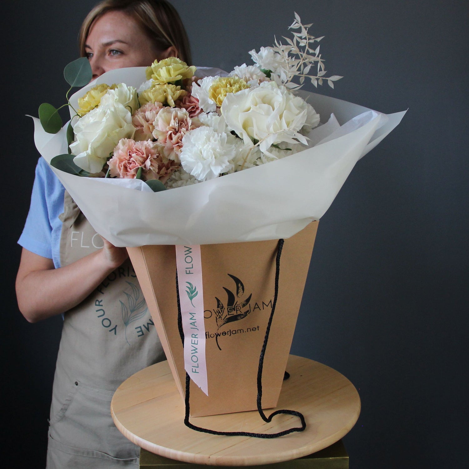 bouquet of dianthus and roses Bouquet of dianthus