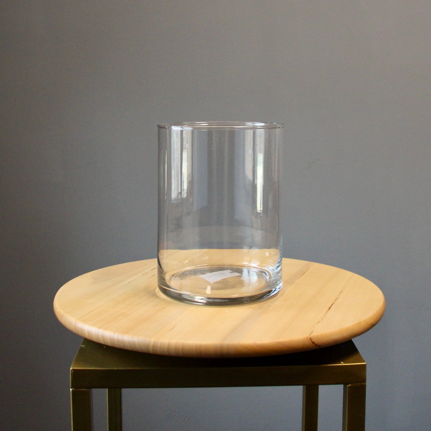 vases for flowers delivery in Genoa Vases