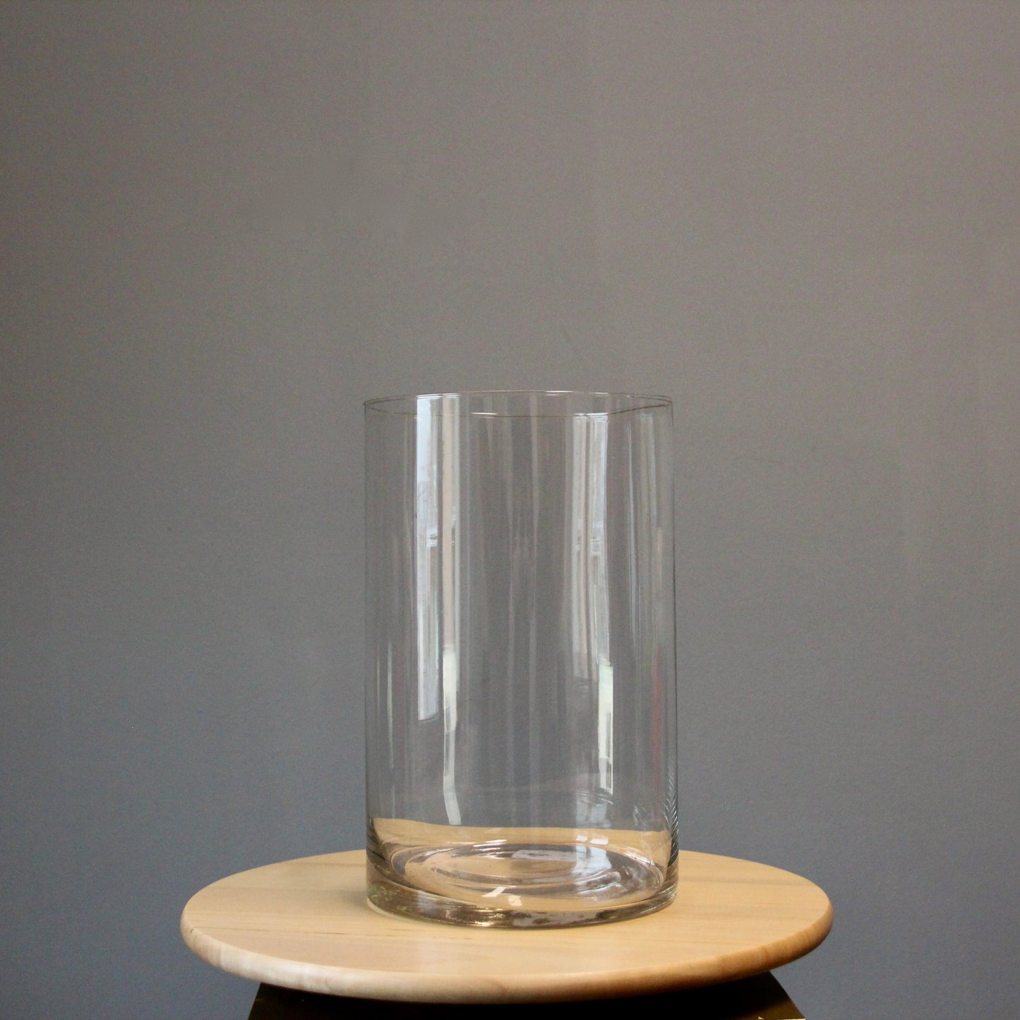 gift big vase delivery in Genoa Vases