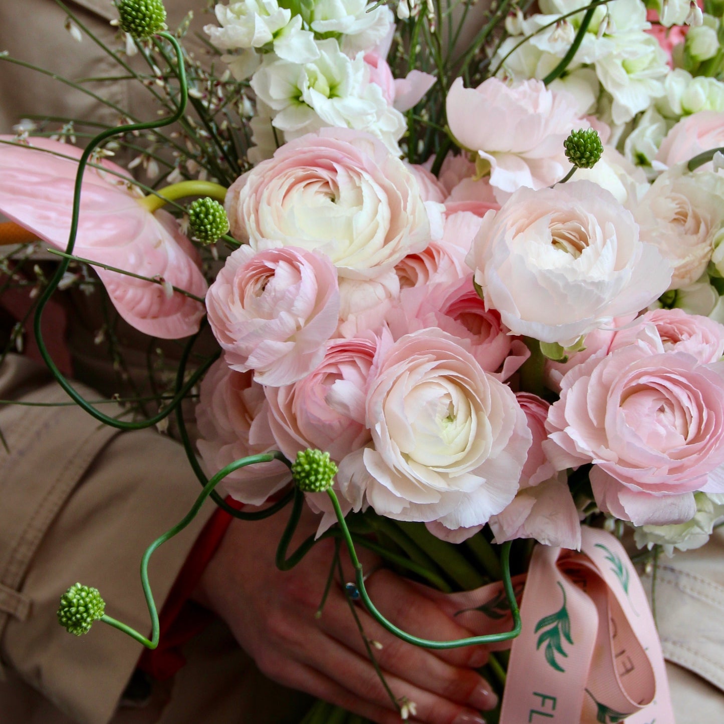 pink ranunculus delivery in genova Bouquet of Flowers