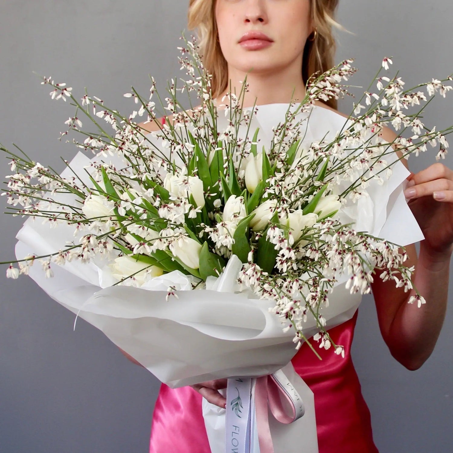 white bouquet delivery genova Bouquet of Flowers