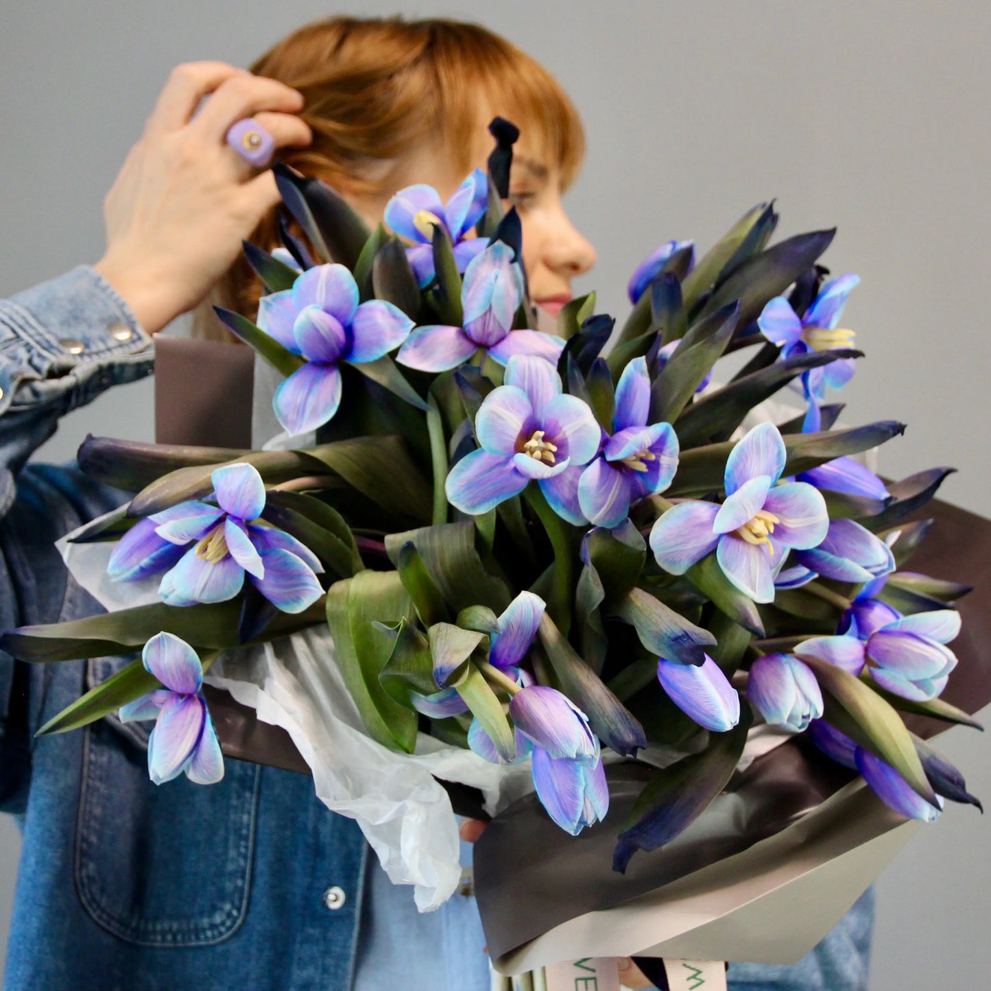 bouquet of blue tulips