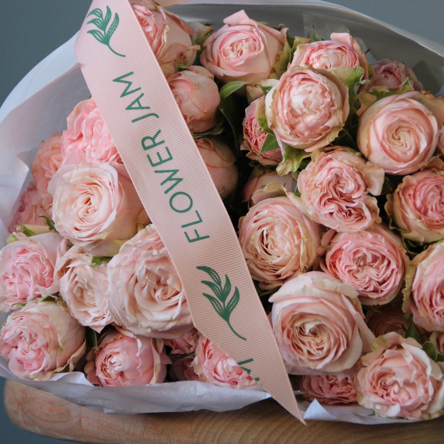 bouquet of pink roses