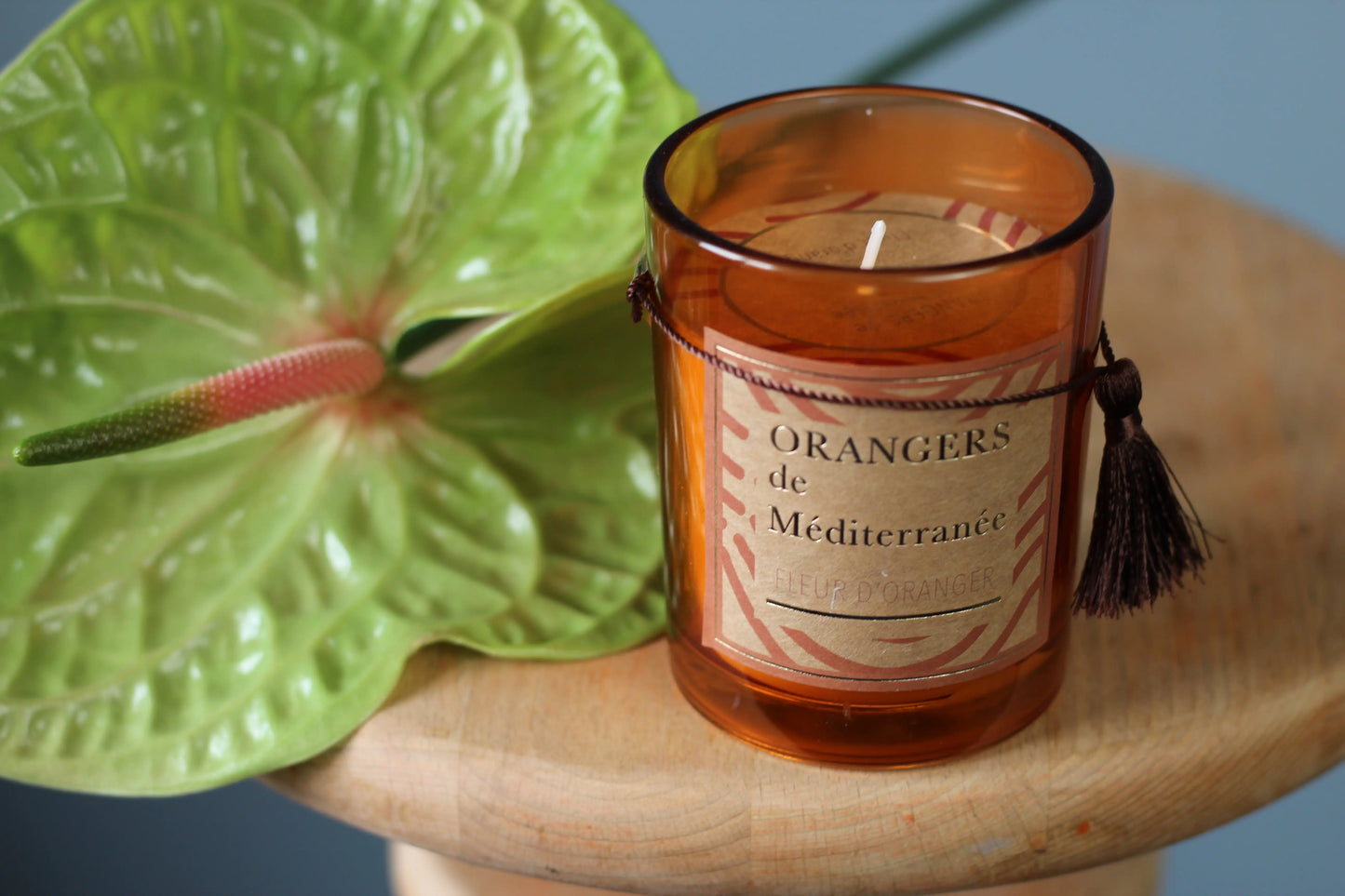 candle with a fragrance oranges of meiterranea