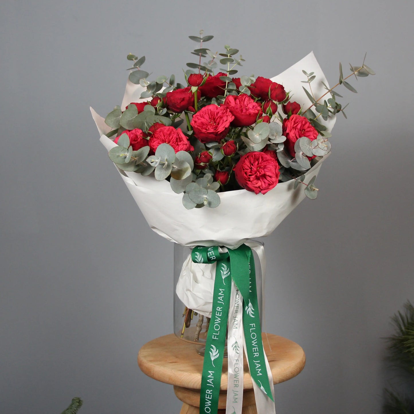 Red roses and eucalipt