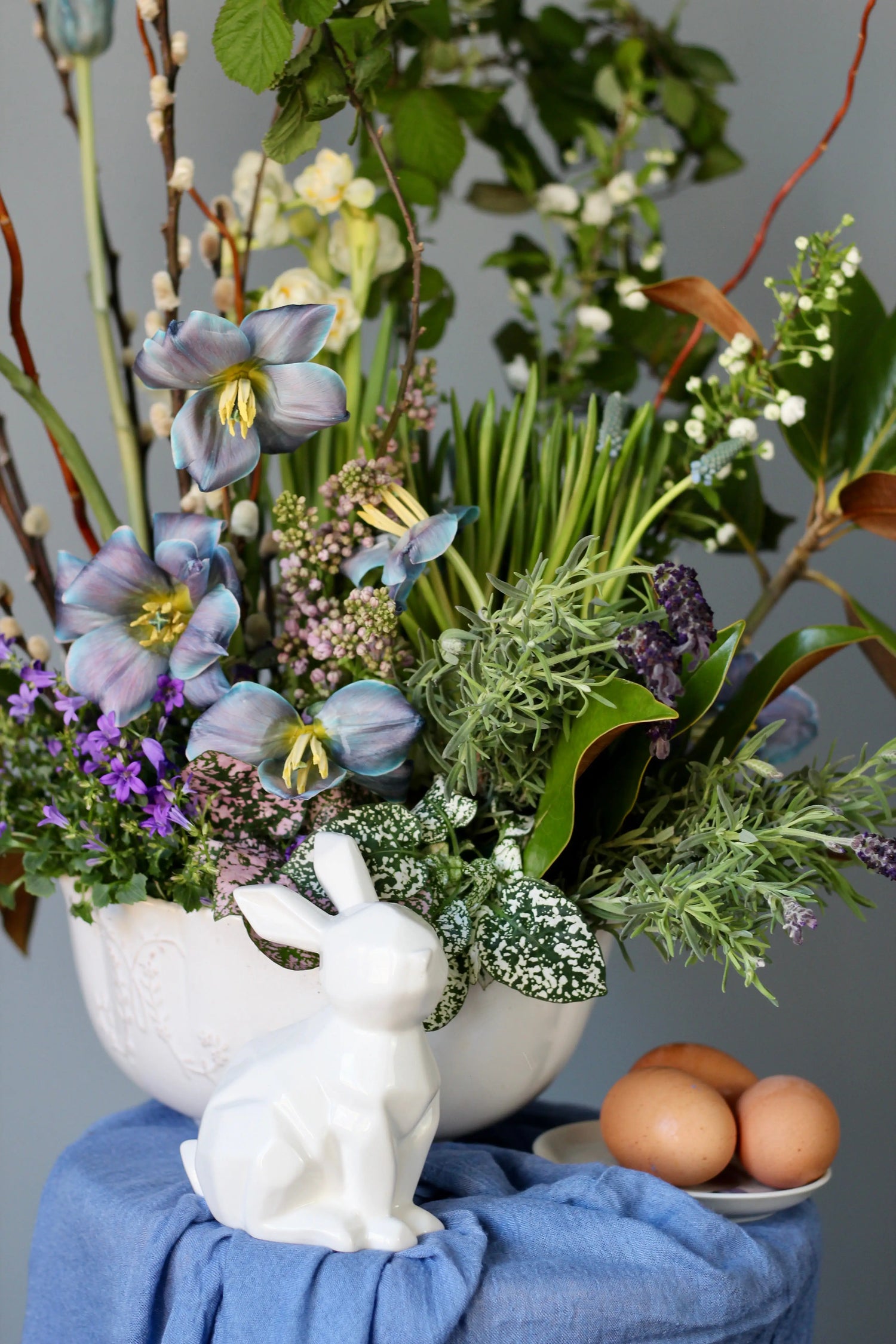 easter forestal flower composition 
