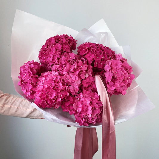 bunch of pink hydrangeas