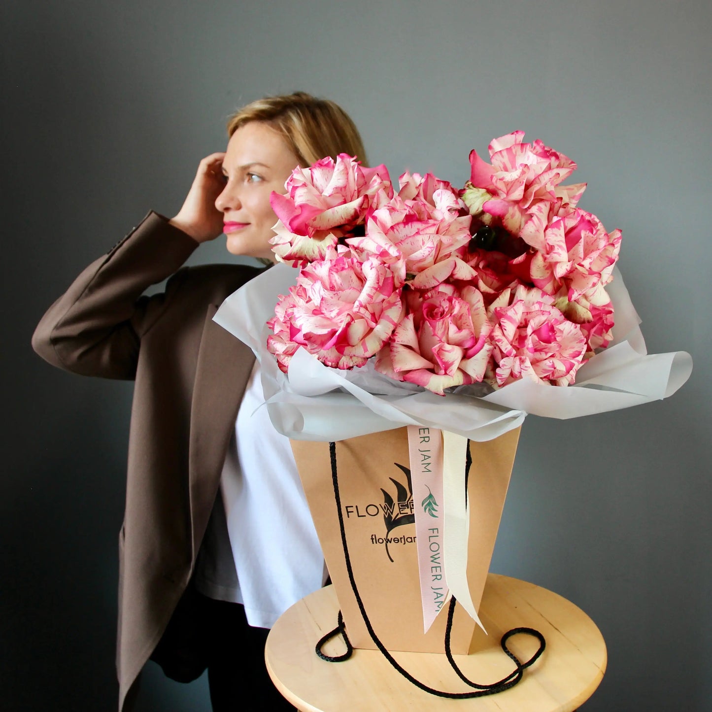 bouquet of bicolour roses