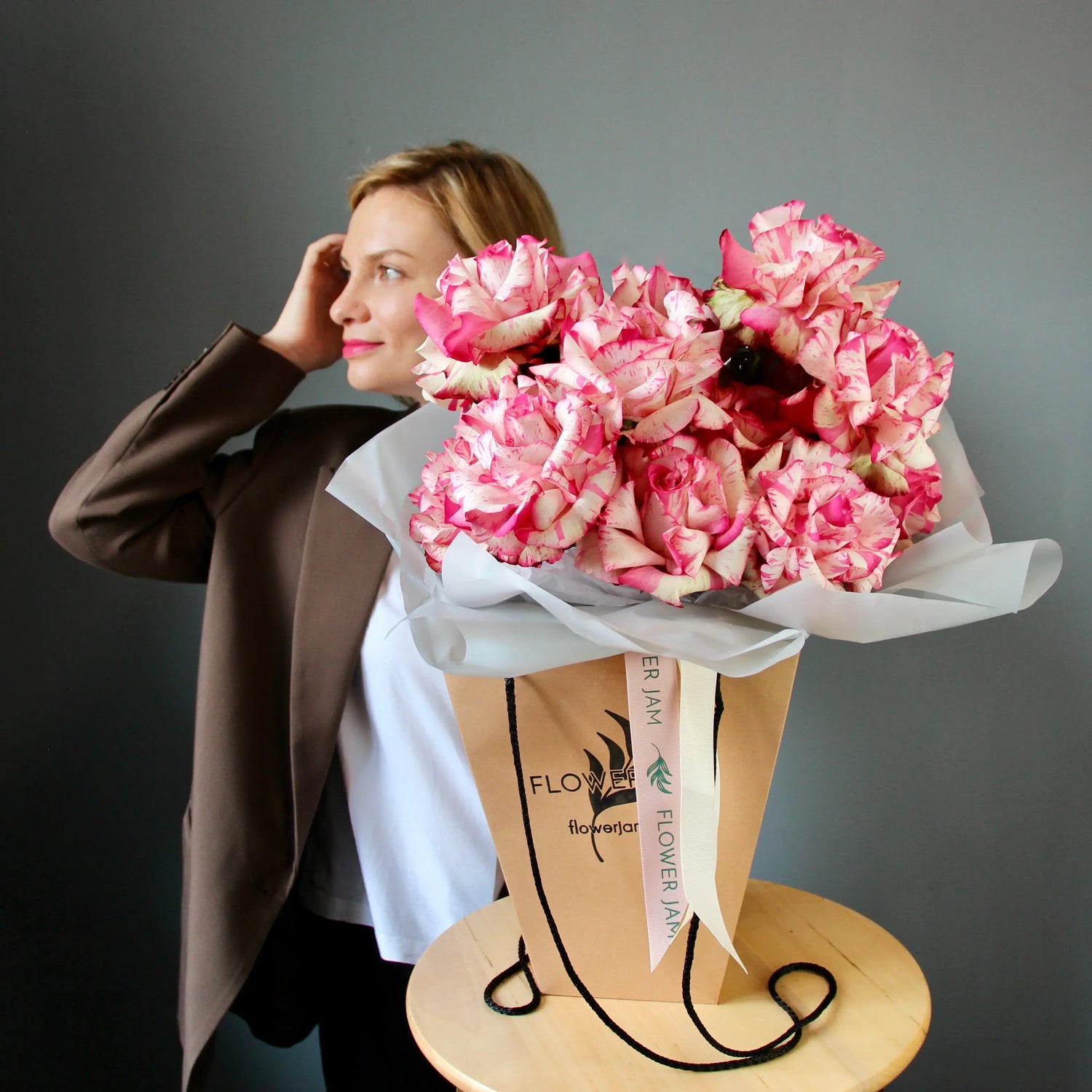 bouquet of bicolour roses