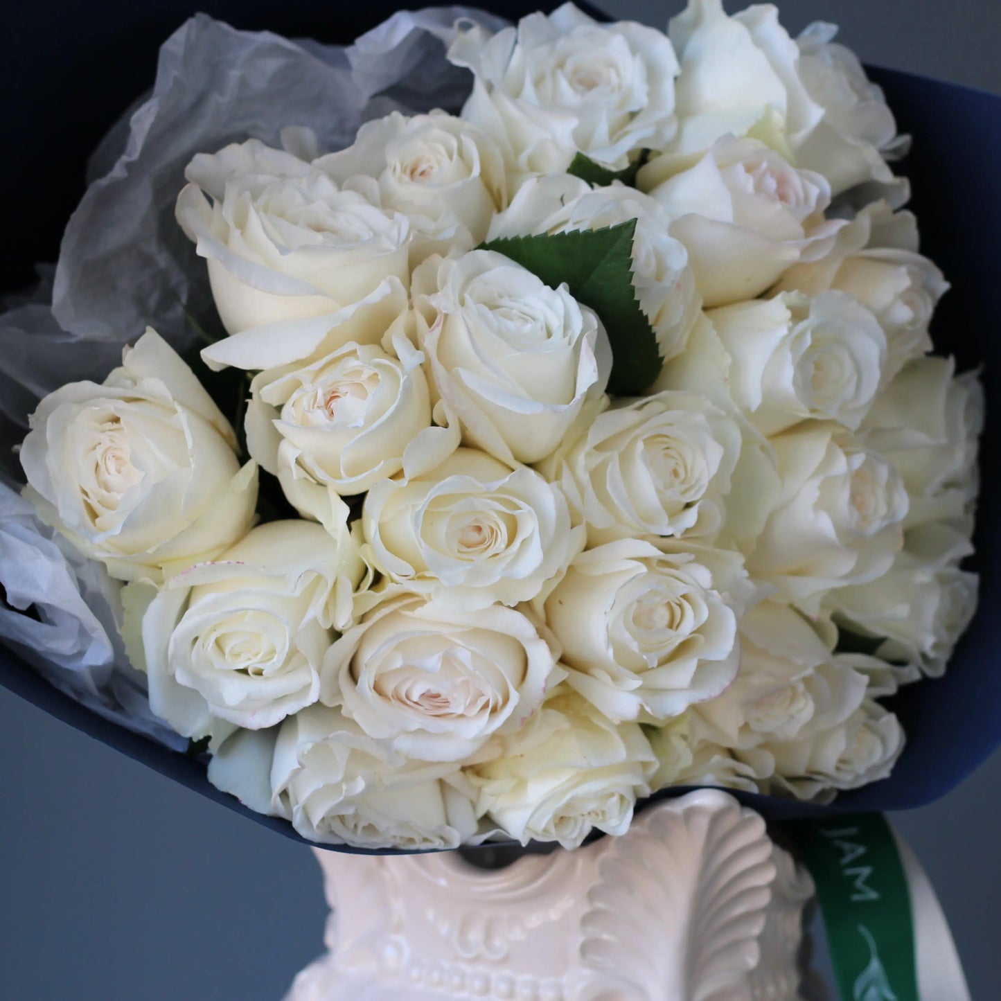 gift shop Genoa white rose Flowers
