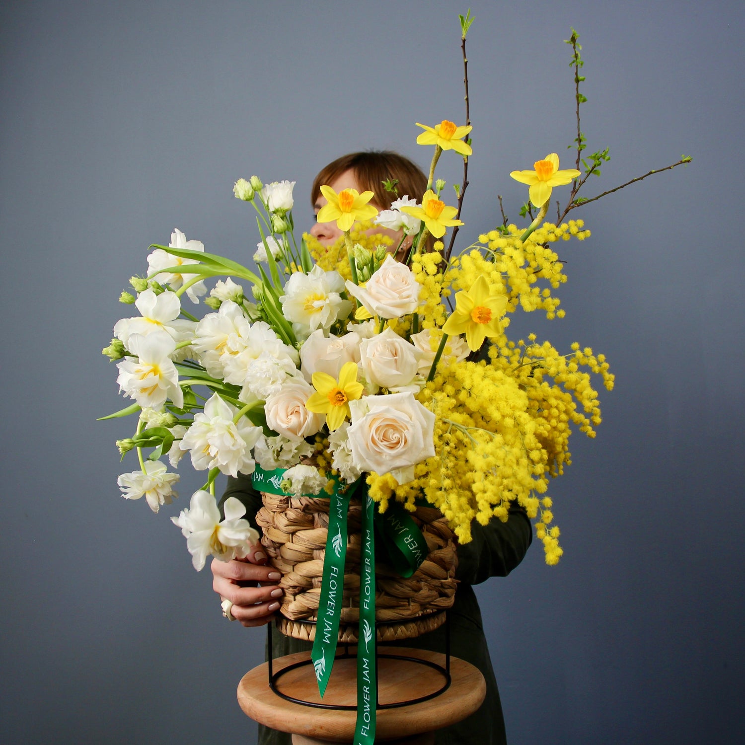yacht flower arrangement in Genoa Liguria Portofino FLOWERS IN A BOX